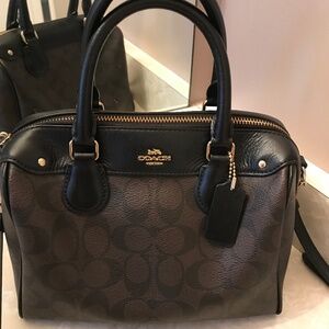 Coach mini Bennett in signature coated canvas